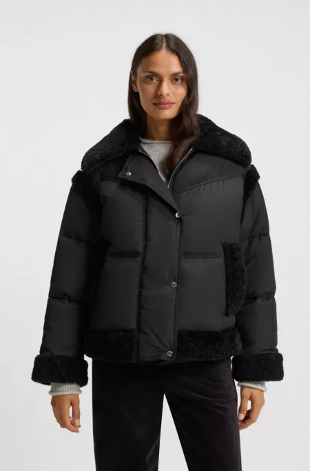 Veste déperlante avec finitions en peluche