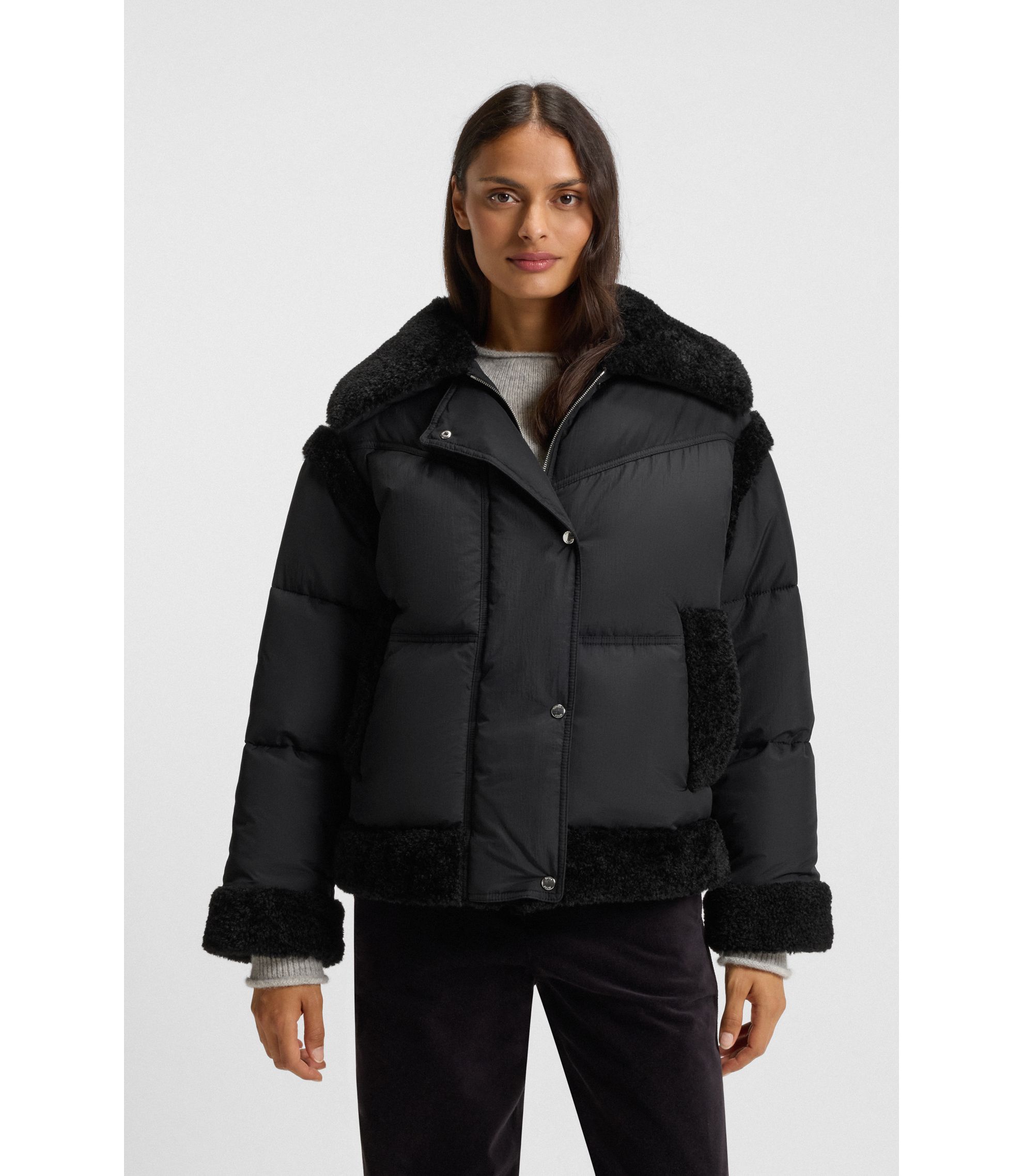 Wasserabweisende Jacke mit Teddy-Details