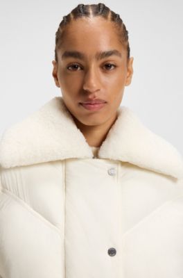 Wasserabweisende Jacke mit Teddy-Details, Wei&szlig;