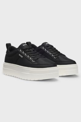 Low-top trainers with platform sole, Black