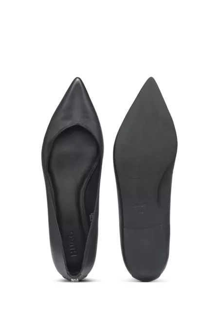 Ballerina pumps in nappa leather with stacked-logo trim