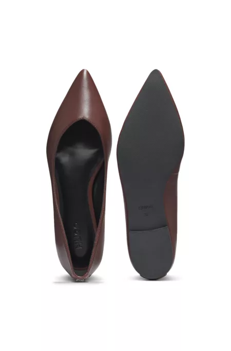 Ballerina pumps in nappa leather with stacked-logo trim