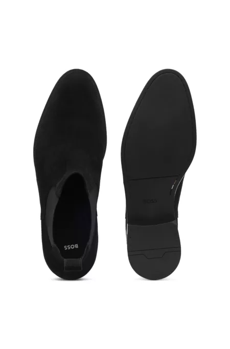 Bottines en cuir suédé à empiècements élastiques