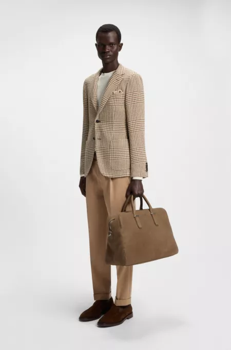 Grained leather holdall with logo keyholder