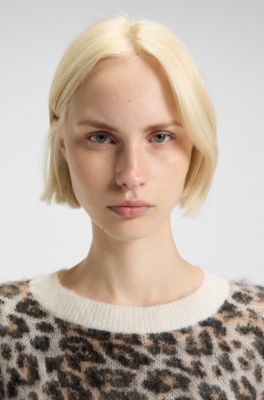 Loose-fit knitted sweater with leopard jacquard, Patterned