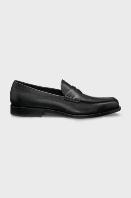 Loafers van glad leer met uitsparing, Zwart