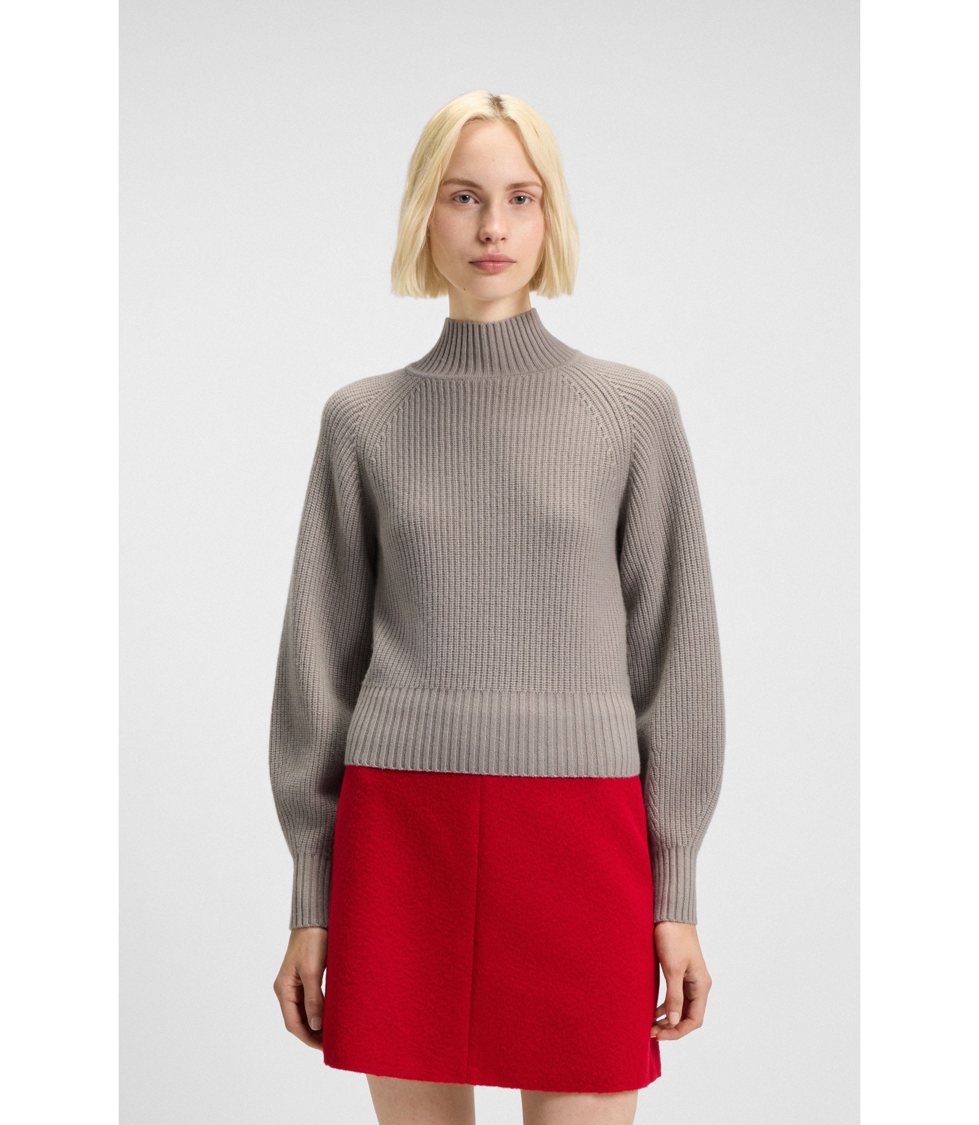 Loose-Fit Rollkragenpullover mit Raglanärmeln