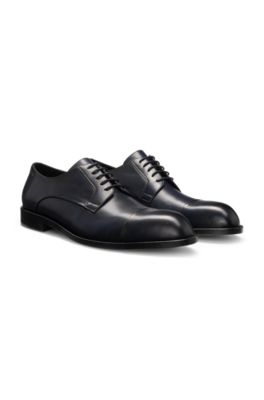Derby shoes in leather with cap toe, Dark Blue