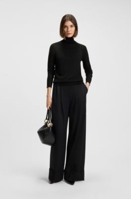 Rollneck sweater in merino wool, Black