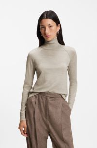 Pull Slim &agrave; col roul&eacute; en laine m&eacute;rinos extra fine, Beige clair
