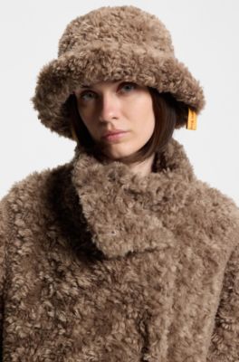 Faux-fur coat with concealed closure, Brown