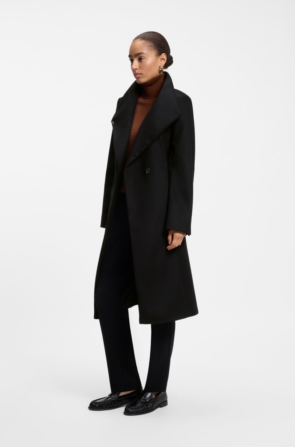 Belted formal coat in virgin wool and cashmere