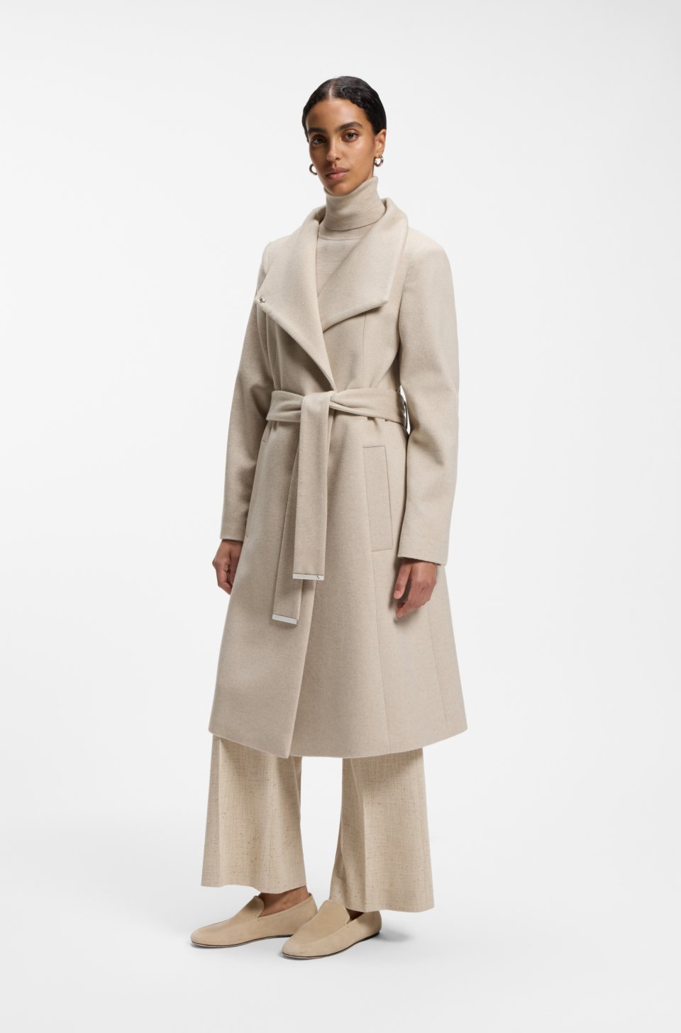 Belted formal coat in virgin wool and cashmere
