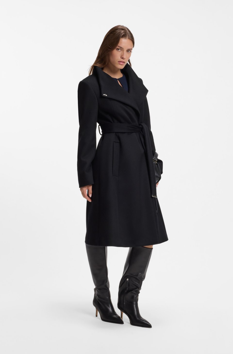 Belted formal coat in virgin wool and cashmere