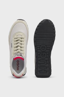 Retroinspirerade sneakers med mockaimitation, Ljusgr&aring;