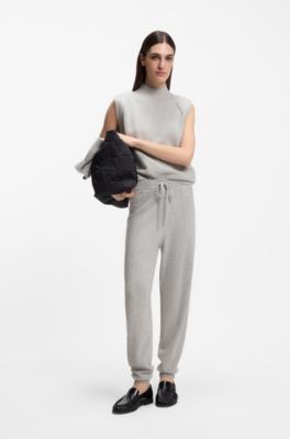 Sleeveless knitted top in cashmere with shoulder patches, Light Grey