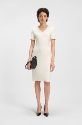 Pointed-toe pumps in polished leather, Black