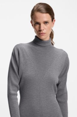 Rollneck sweater dress in ribbed virgin wool, Light Grey