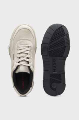 Sneakers mit strukturiertem Gewebe und Veloursleder-Imitat, Hellbeige