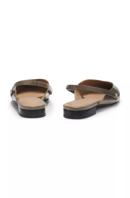 Slingback ballerina pumps in leather