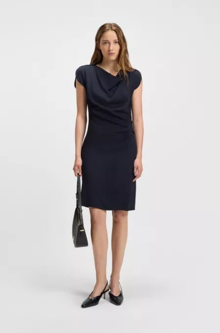 Slingback pumps in polished leather