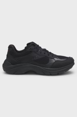 Sneakers in mesh e similpelle, Nero