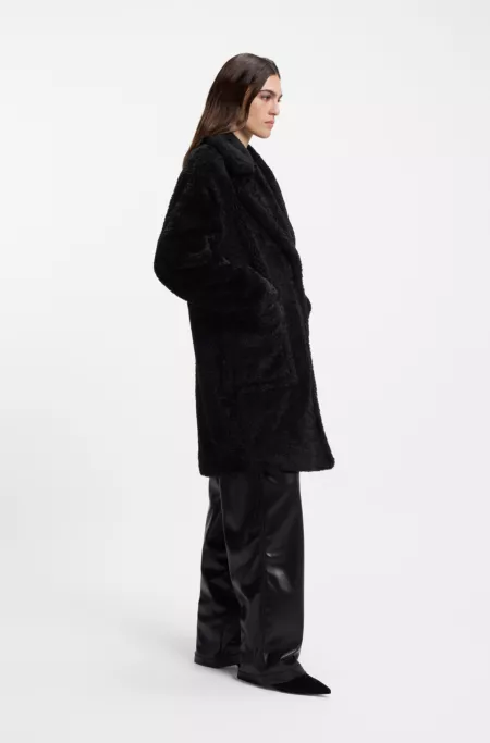 Teddy coat with adjustable collar