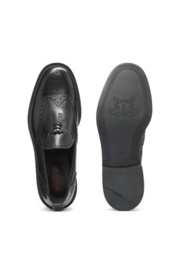 Leather loafers with brogue details, Black