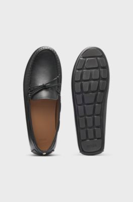 Leather moccasins with driver outsole, Black