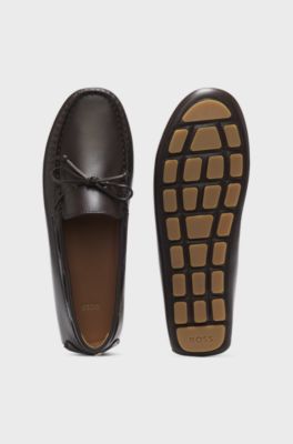 Mocassins en cuir avec semelle ext&eacute;rieure &agrave; picots, Marron fonc&eacute;