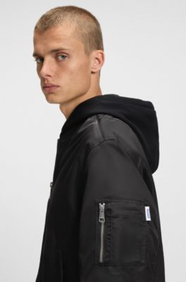 Veste Relaxed d&eacute;perlante avec poche sur une manche, Noir