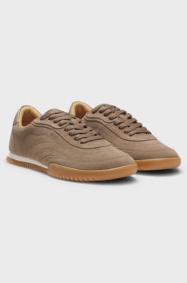 Low-top trainers in suede and leather, Beige