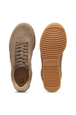 Low-top trainers in suede and leather, Beige