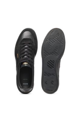 Low-top trainers in suede and leather, Dark Blue