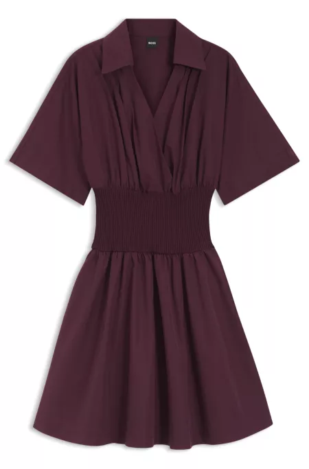 Short-sleeved dress in cotton with point collar