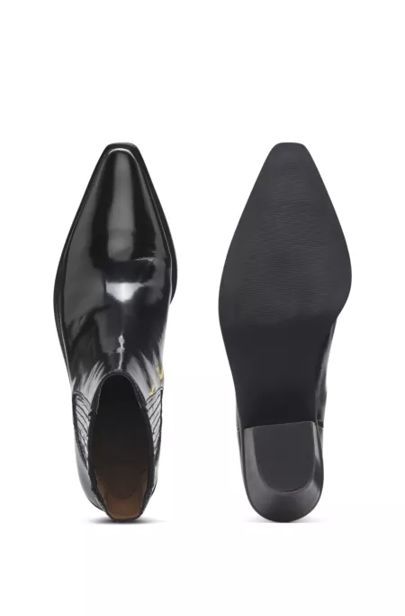 Cuban-heel ankle boots in polished leather