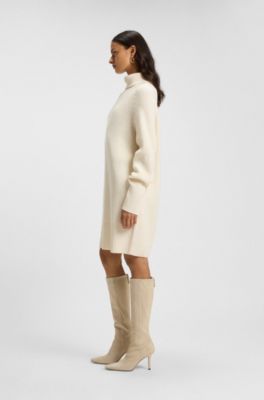 Rollneck sweater dress in virgin wool and cashmere, White