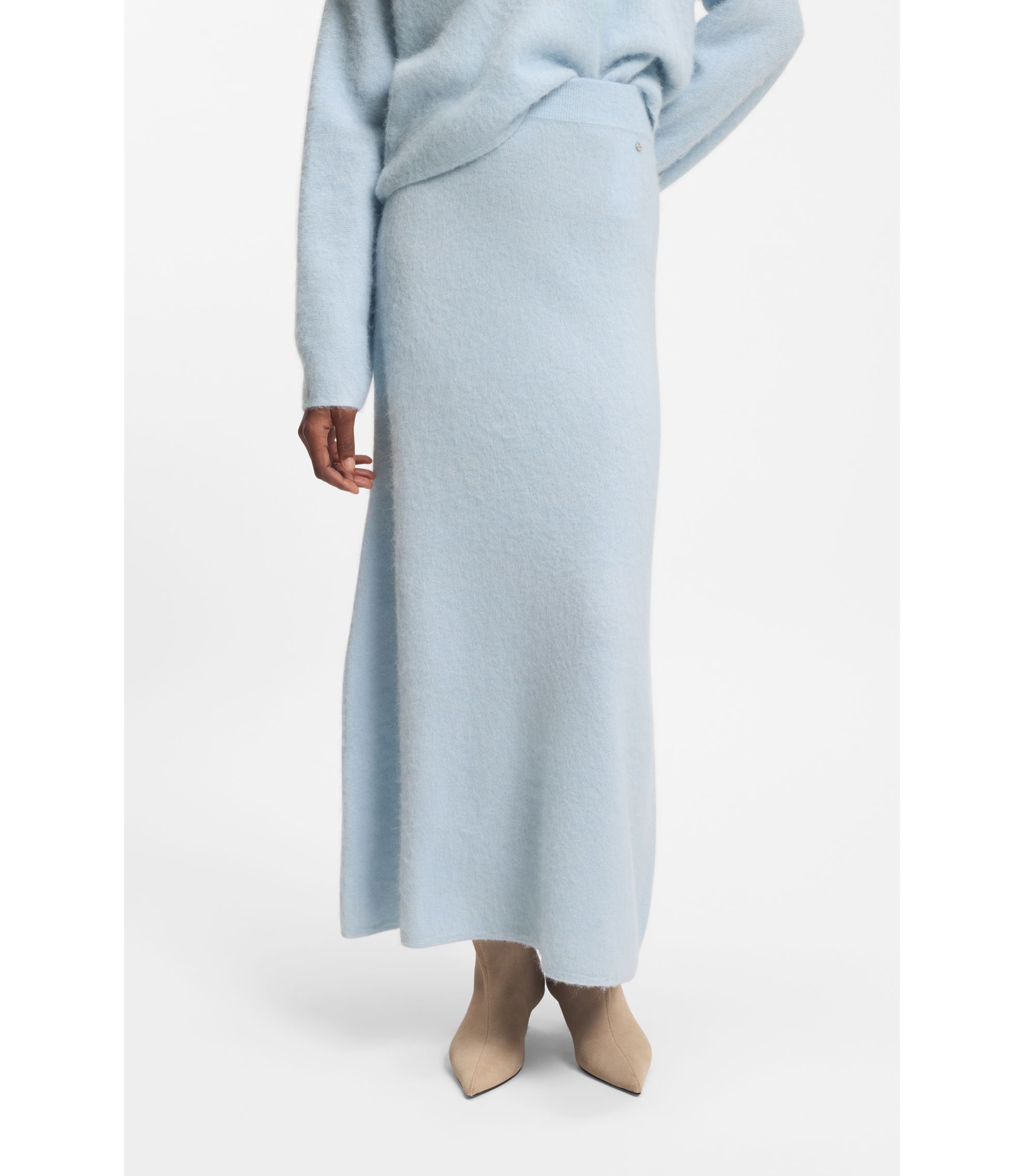 Strickrock mit Logo-Anhänger