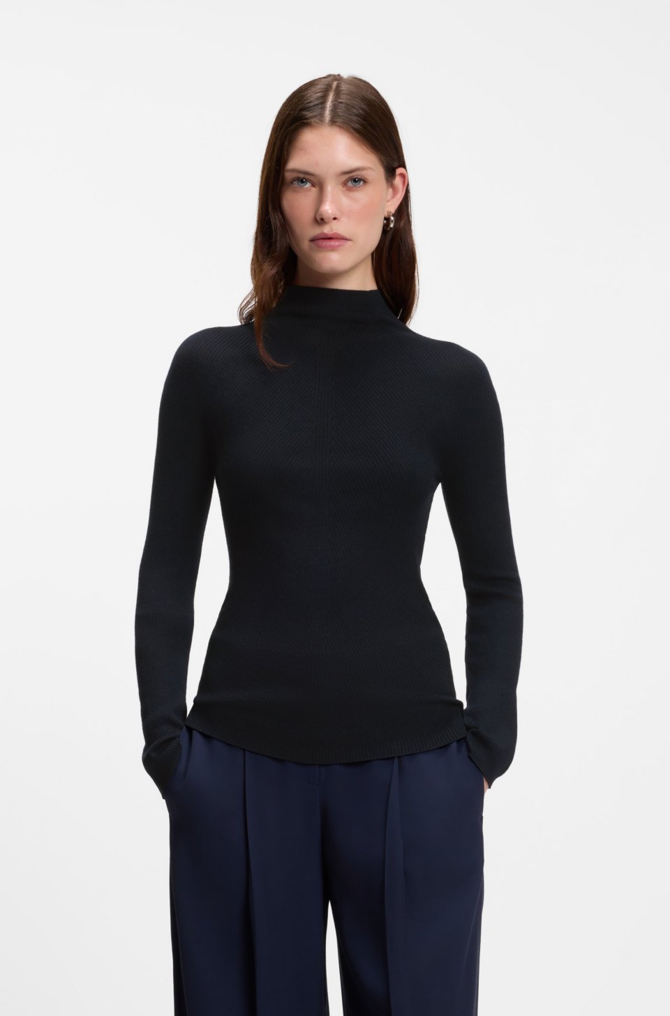 Mock-neck sweater in ribbed merino wool