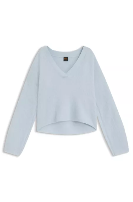 Relaxed-fit V-neck sweater with wool and alpaca