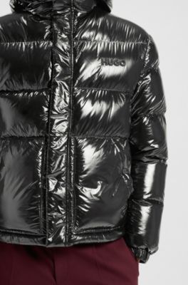 Doudoune d&eacute;perlante en tissu brillant, Noir