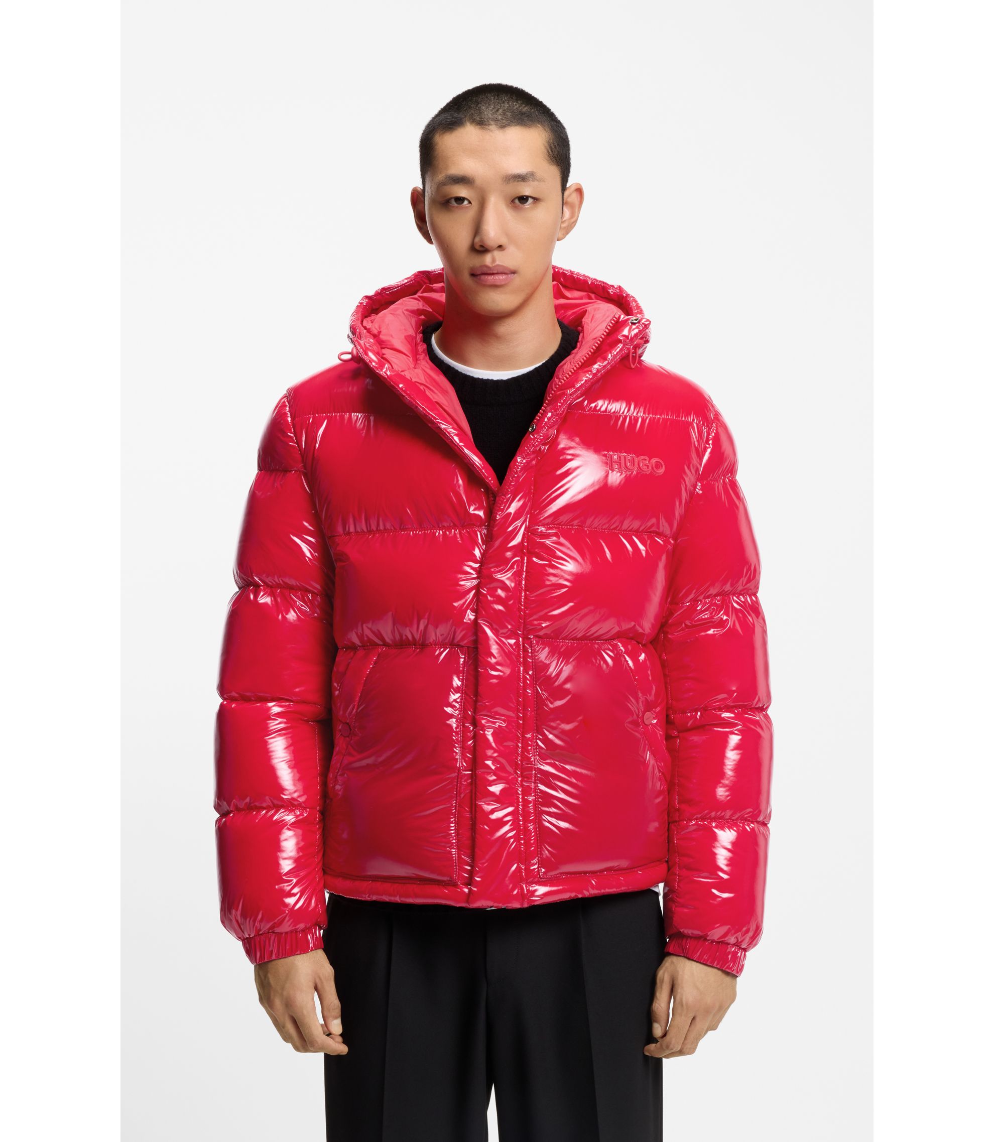 hbeu50549355_693_350?wid=1980&