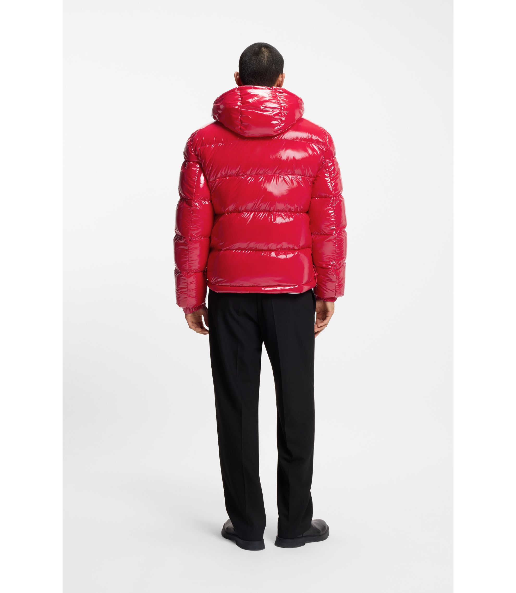 HUGO BOSS シングルテーラードジャケット 裏地レッド 黒/XW254 HUGO BOSS シングルテーラードジャケット 裏地レッド 黒/XW254