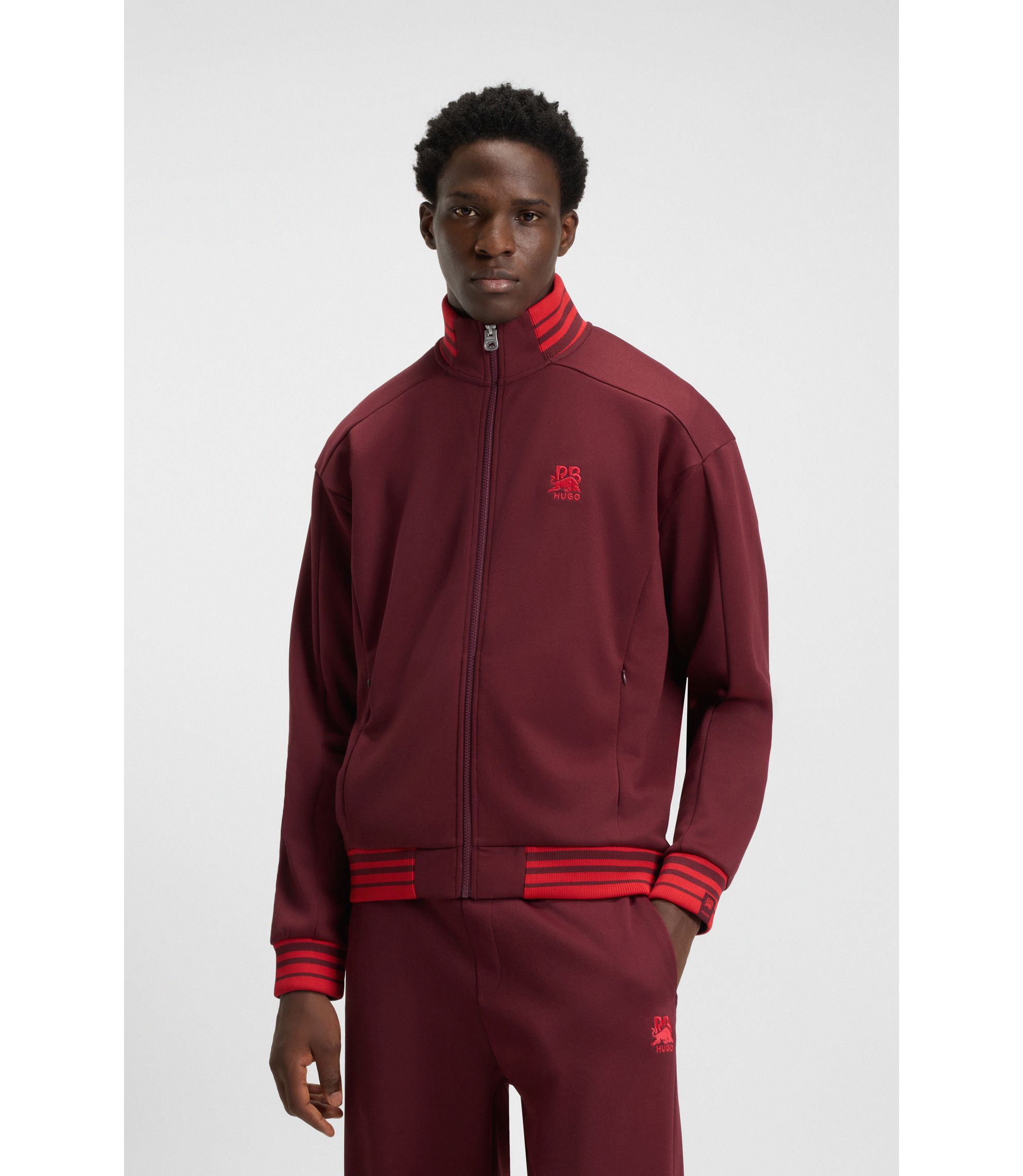 hbeu50549605_603_350?wid=1980&