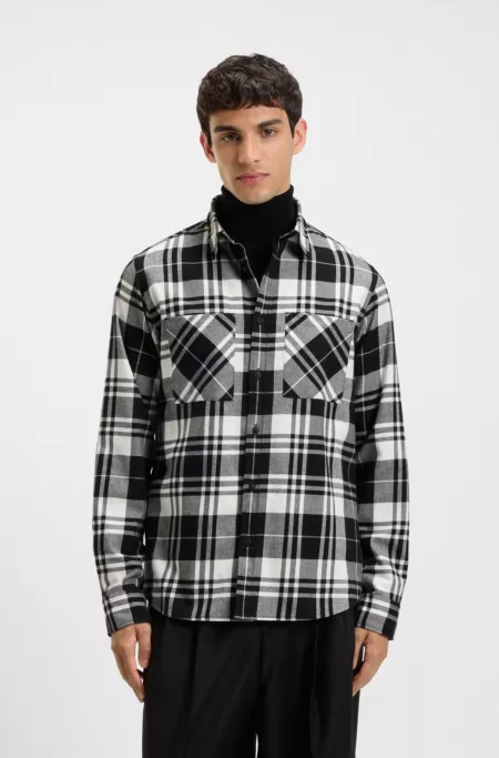 Relaxed-fit shirt in checked cotton flannel