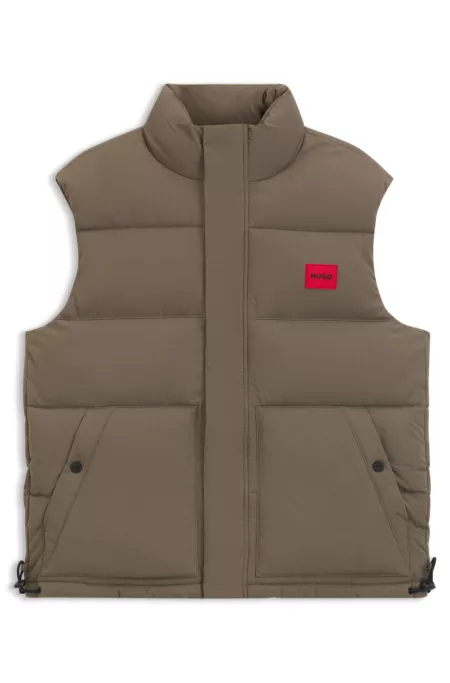 Water-repellent gilet with logo badge