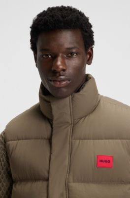 Doudoune sans manches d&eacute;perlante &agrave; badge logot&eacute;, Gris
