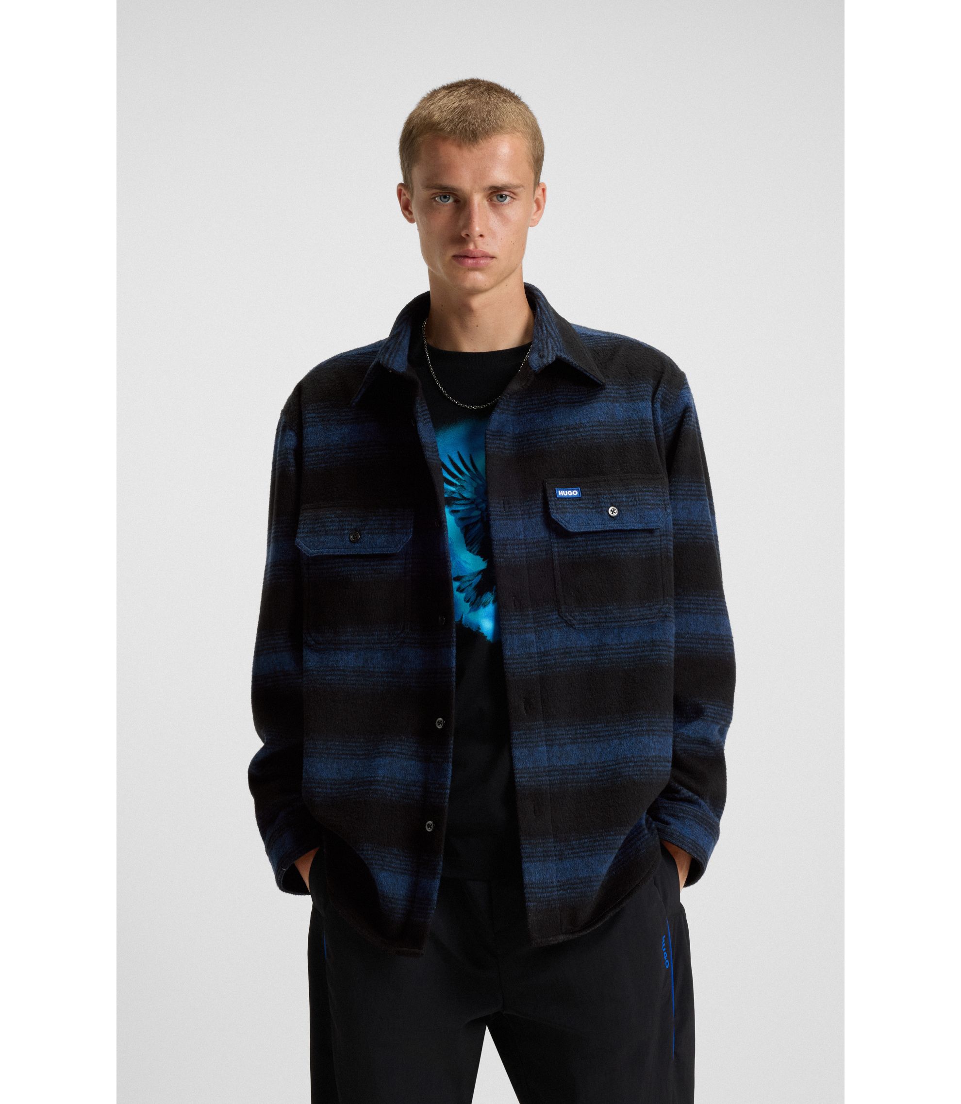 Oversized Hemd mit schattierten Streifen