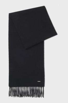 Cashmere scarf with metal logo plate, Black
