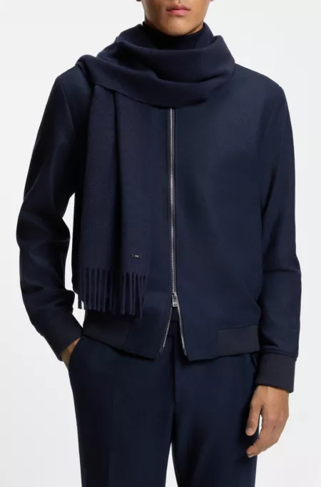Cashmere scarf with twisted fringes